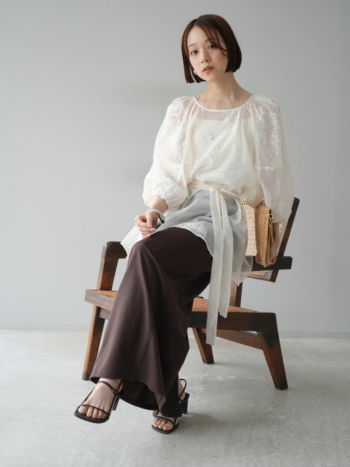 [予約]刺繍シアーバルーンスリーブブラウス/アイボリー