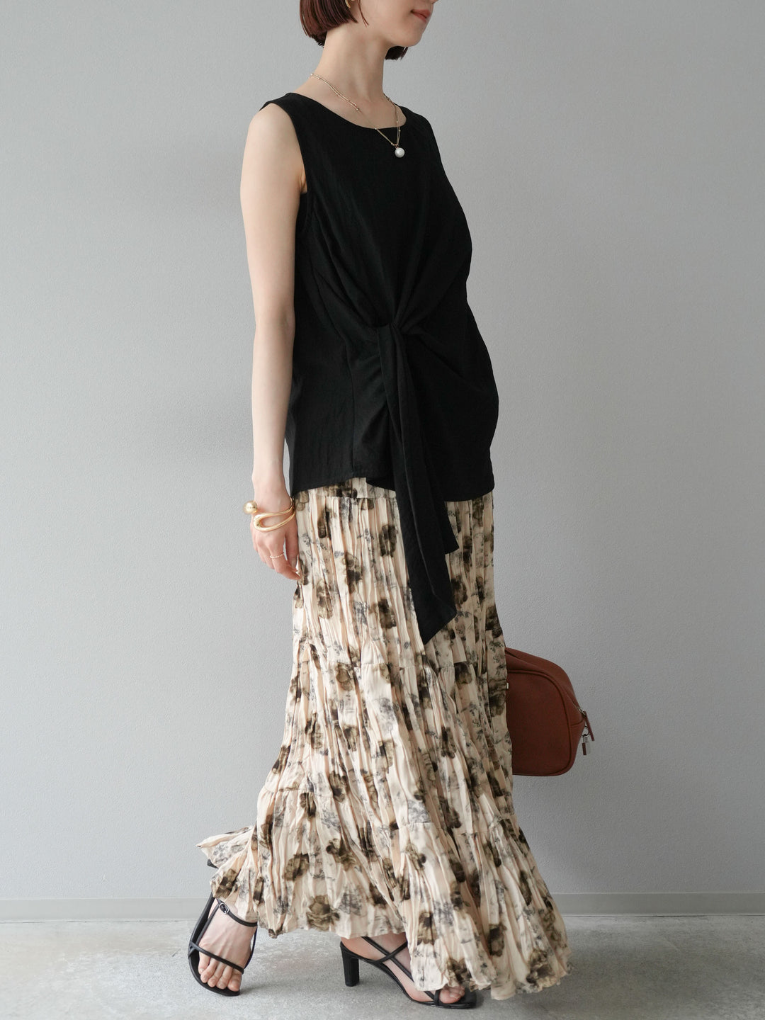 [SET]フロント巻きノースリーブブラウス+フラワーワッシャーロングスカート(2set)