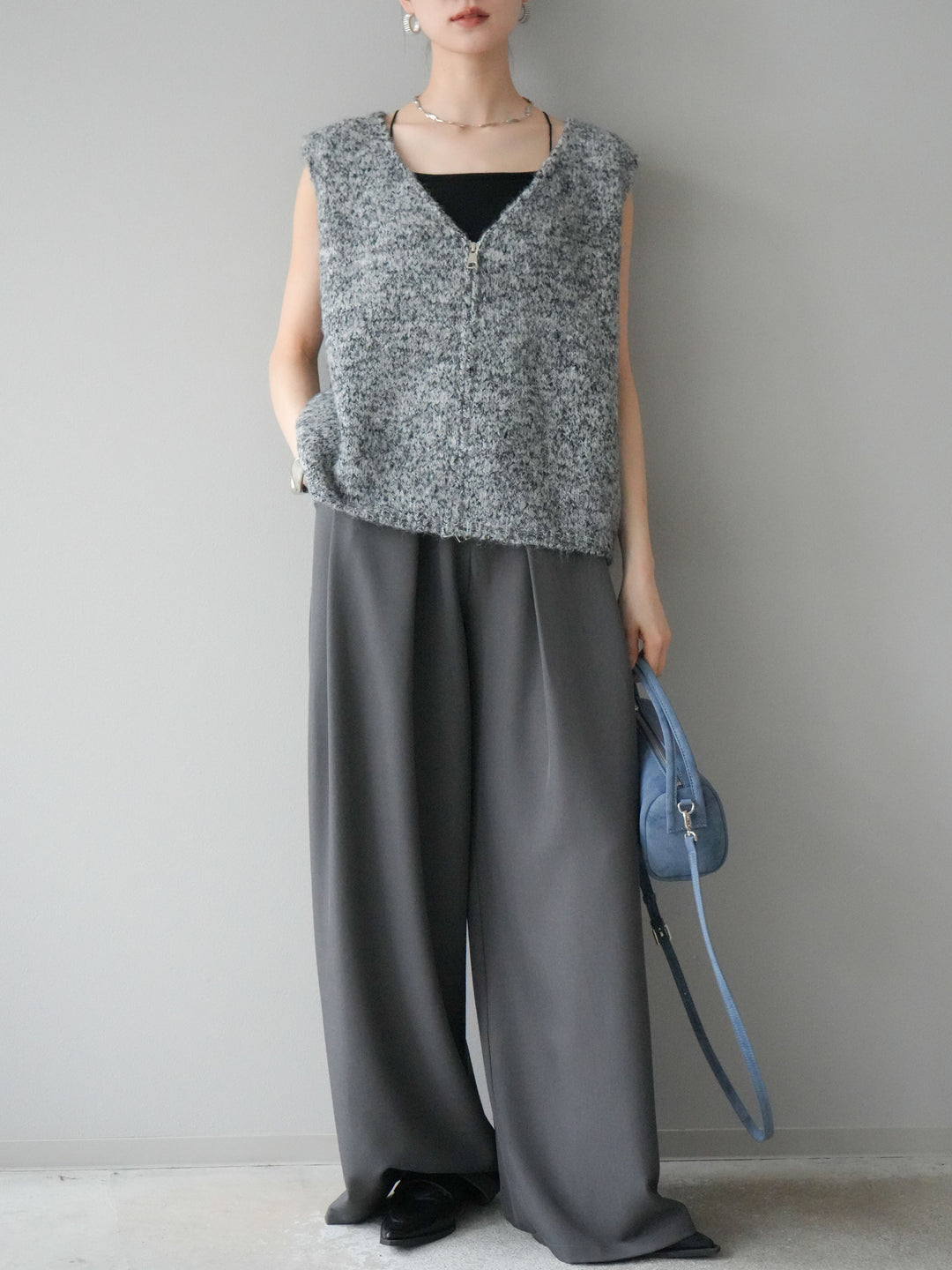 【預購】皮帶環設計寬褲/灰色