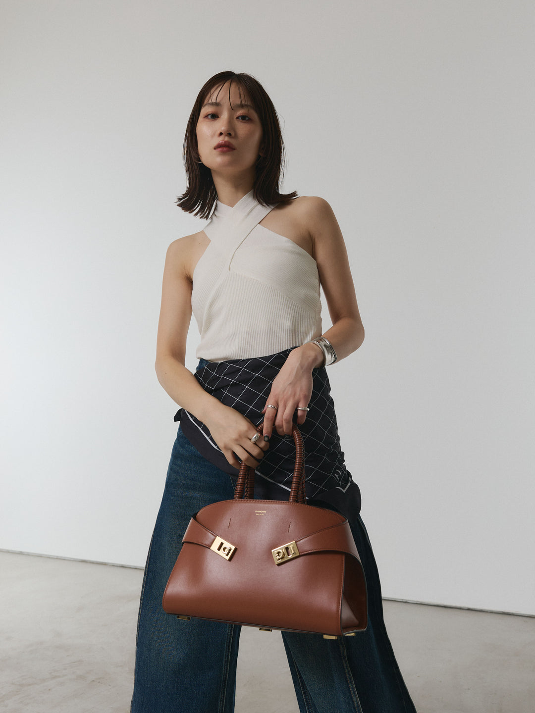 【Allure】[SET]クロスリブニットタンクトップ+サイドタックヴィンテージワイドデニム(2set)