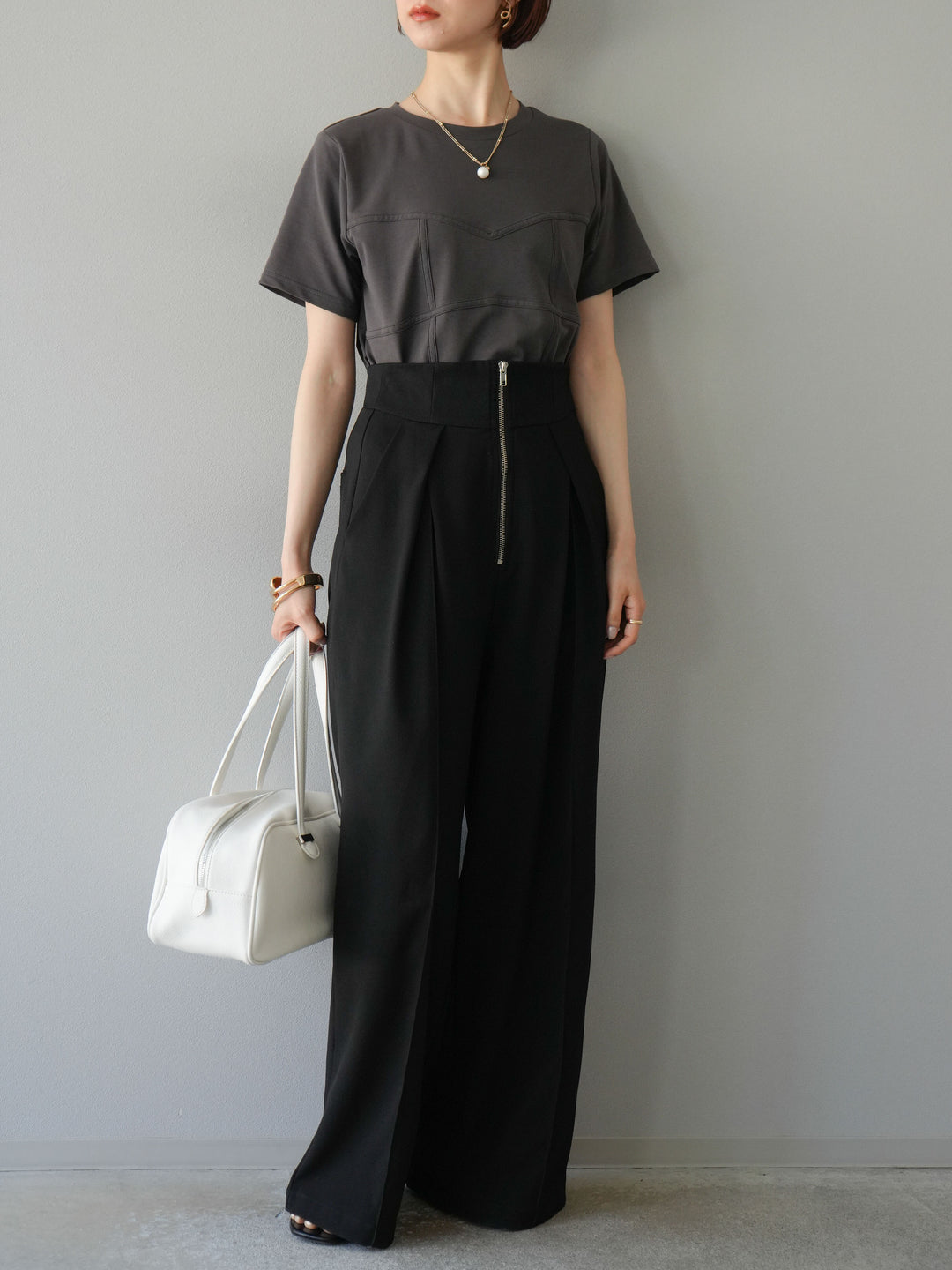 [SET]ビスチェデザインTシャツ+ジップタックワイドパンツ(2set)