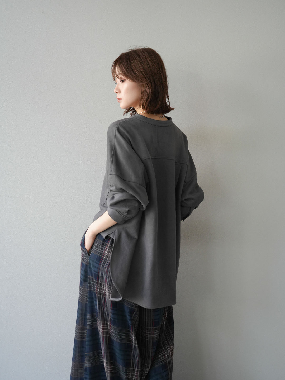 [予約]スエードバンドカラーオーバーシャツ/チャコール