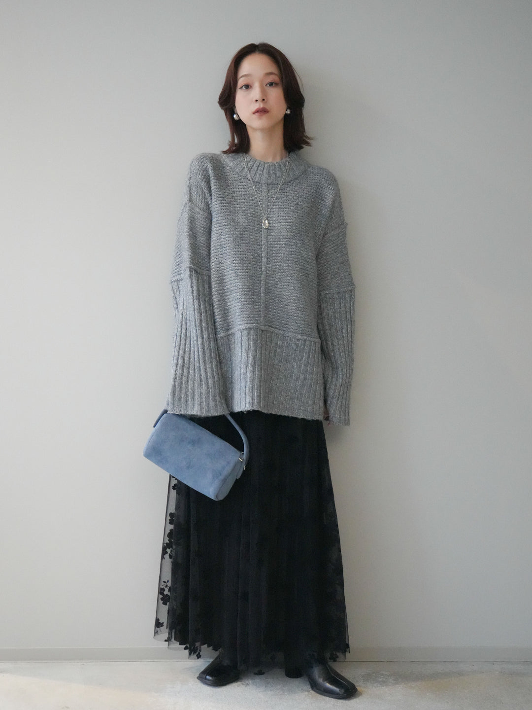 [SET]編み地切替ボトルネックニットプルオーバー+フラワーフロッキーチュールプリーツスカート(2set)