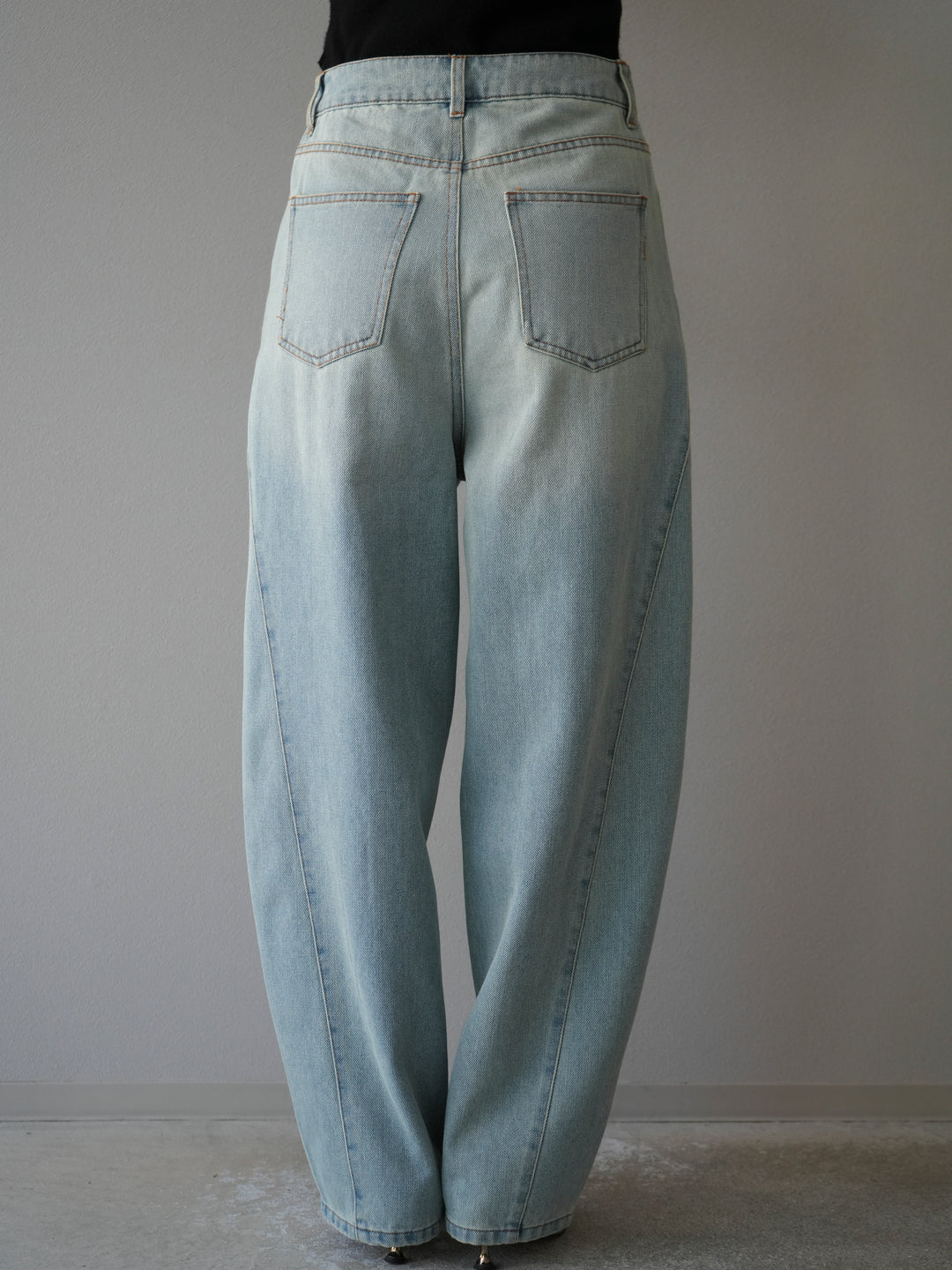 [予約]切替デザインカーブデニム/ブリーチ