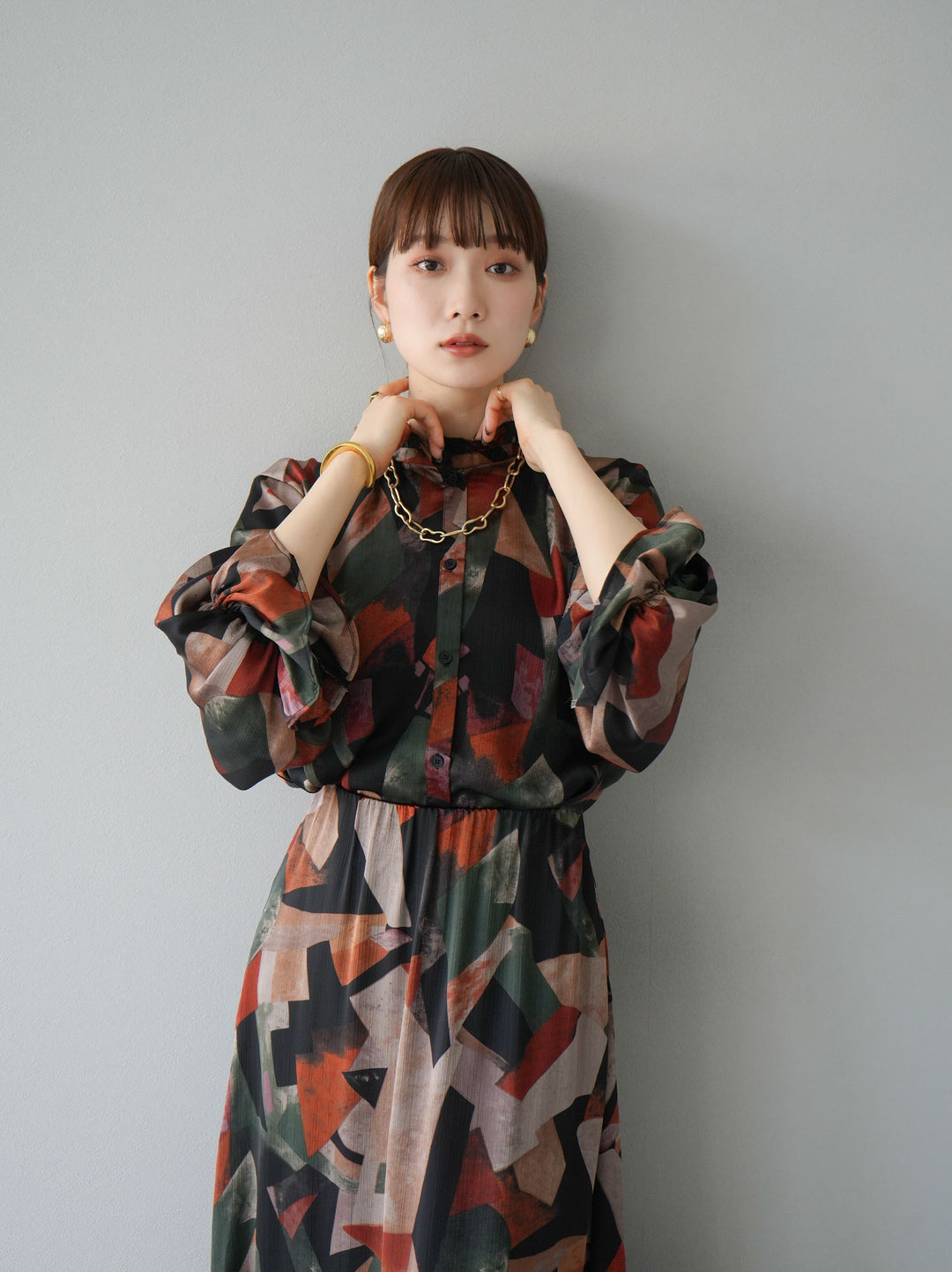 [SET]レトロプリントフリルブラウス+選べるアクセセット(2set)