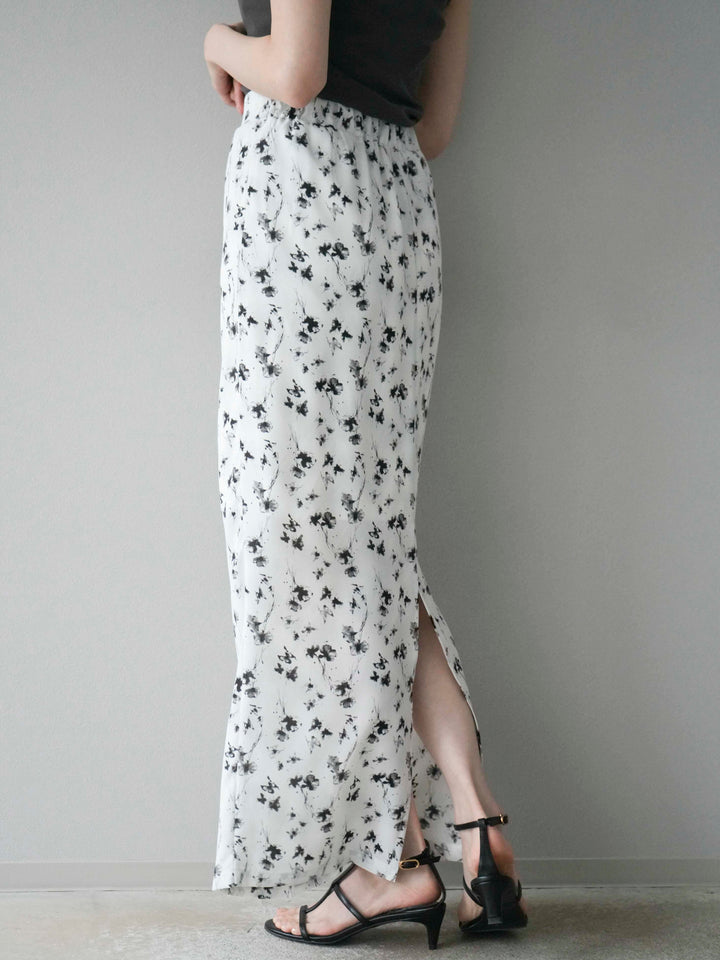 [予約]フラワーモチーフタックIラインスカート/ホワイト