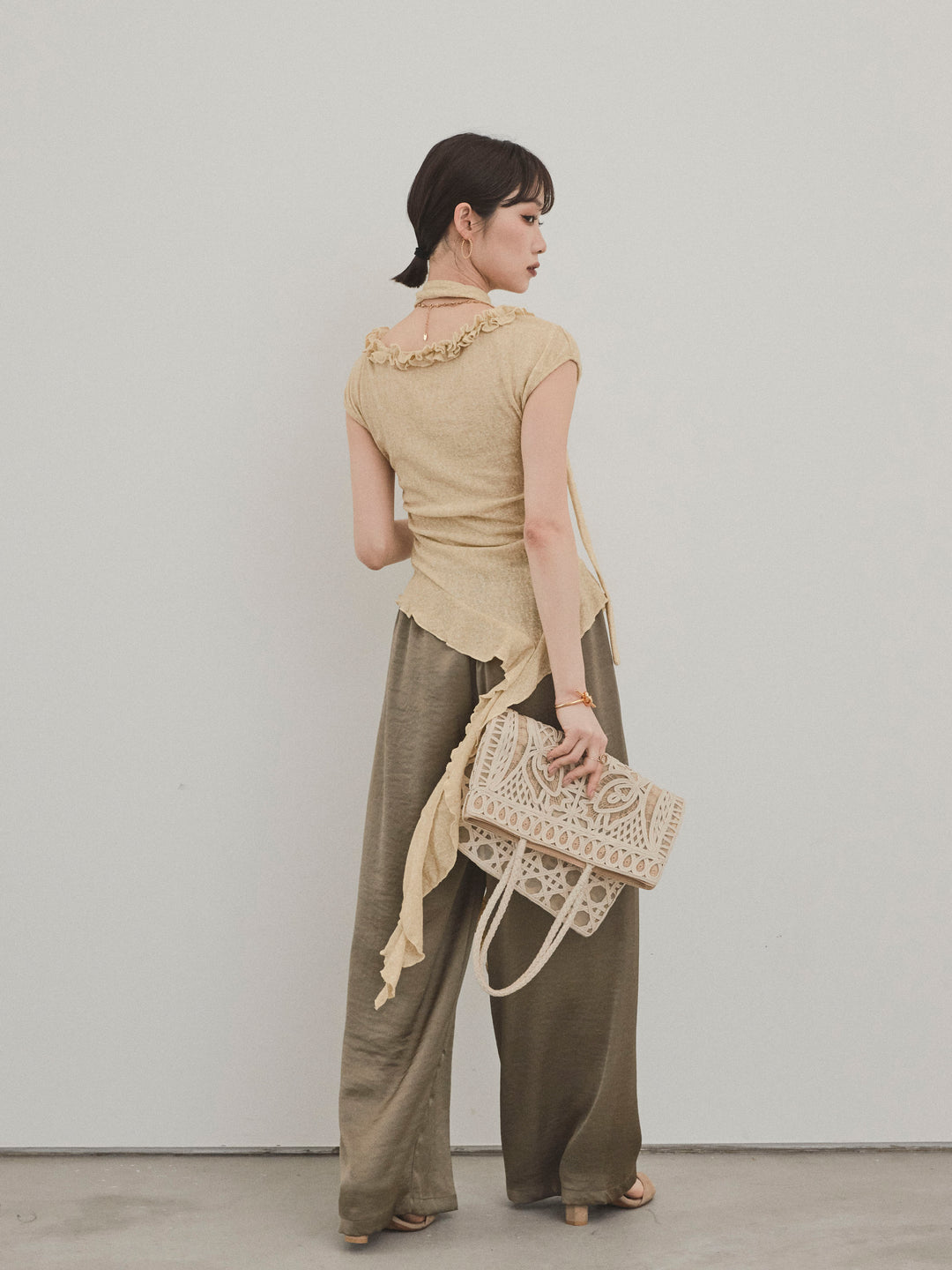 [予約]サテンイージーパンツ/カーキ