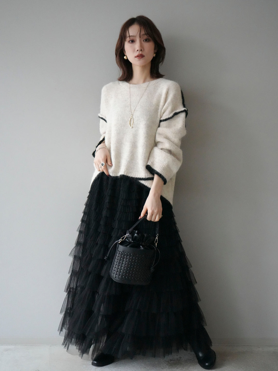 [SET]バイカラーレイヤードデザインニットプルオーバー+チュールティアードスカート(2set)