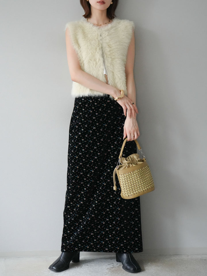 [予約]ベロアフラワープリントIラインスカート/ブラックxイエロー