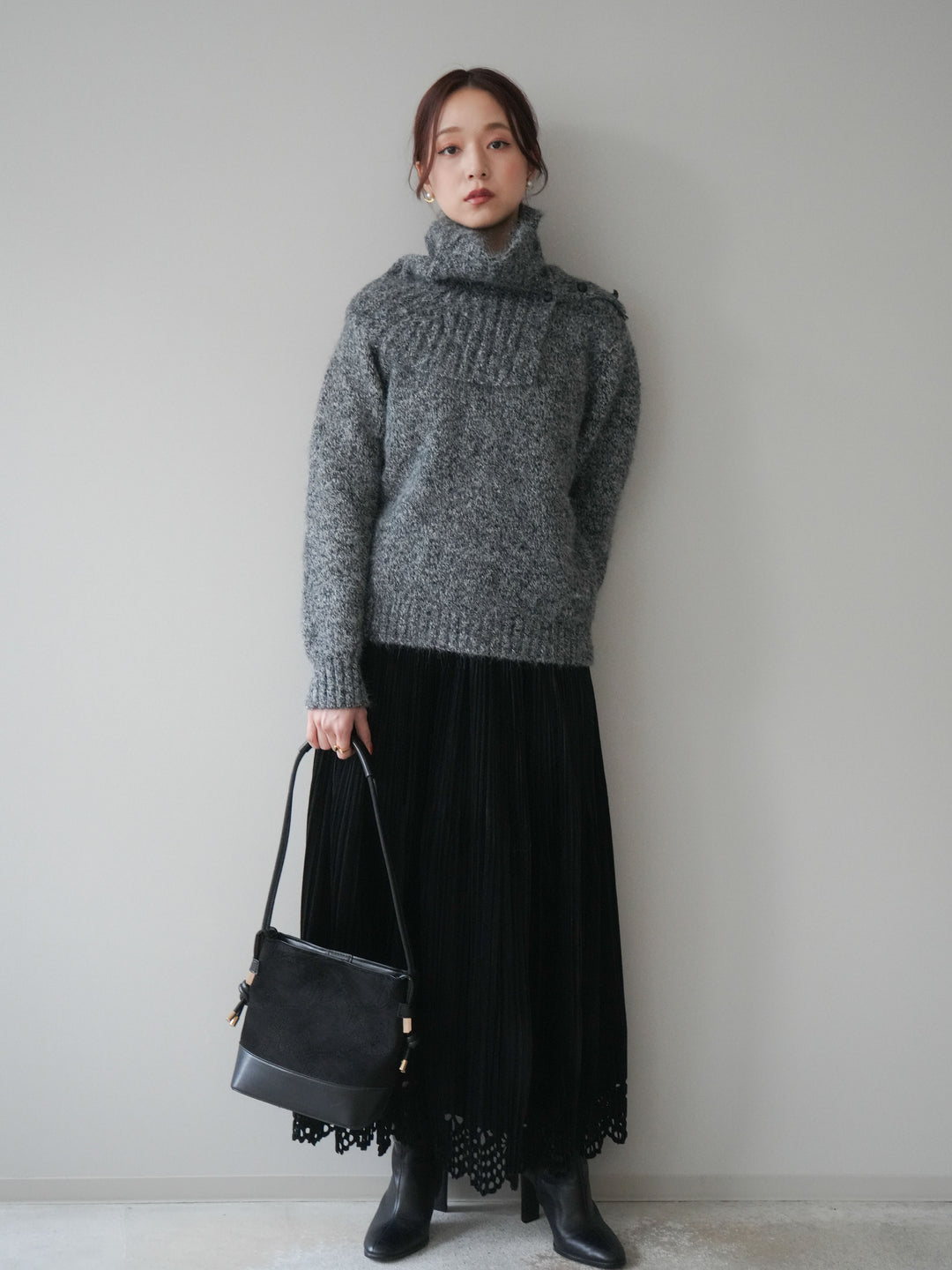 [予約]パンチングデザインスエードプリーツスカート/black