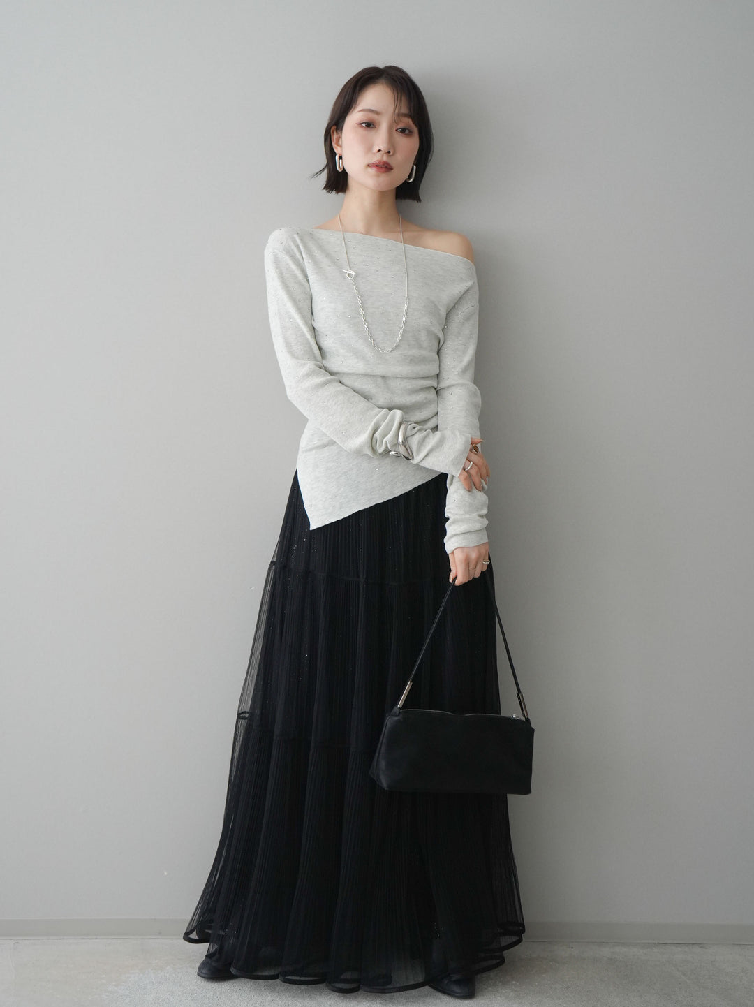 [予約]ラインストーンアシンメトリーニットトップス/gray