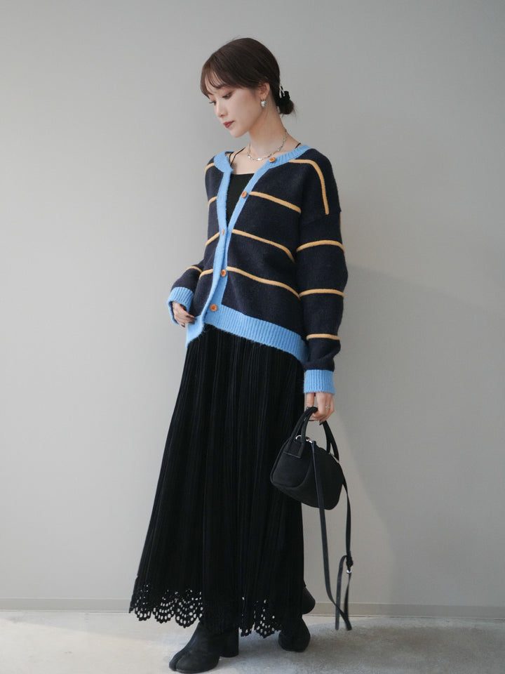 [予約]パンチングデザインスエードプリーツスカート/black