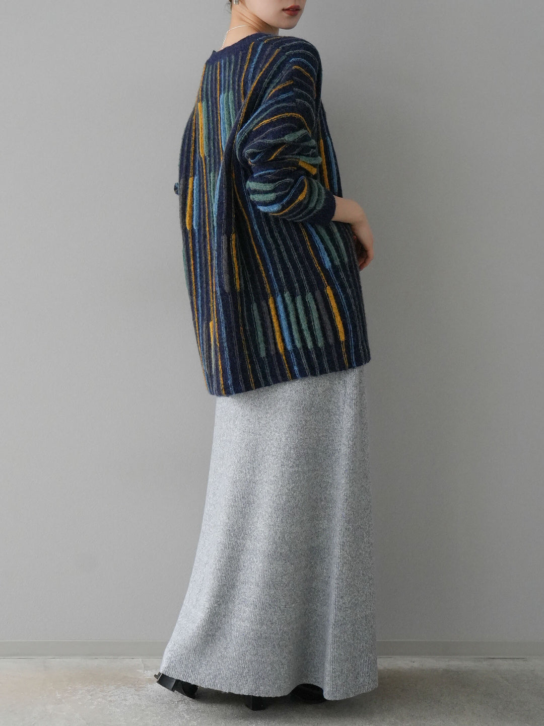 [預訂] 鉤花多向針織半身裙/灰色