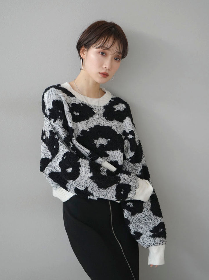 [Pre-order] Cropped knit with different material nuances/ivory x black