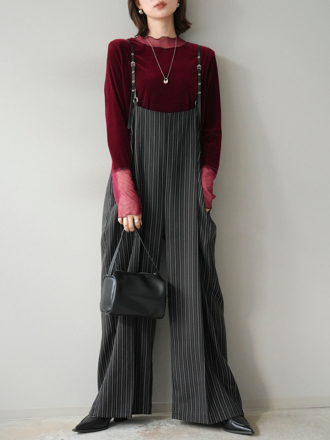 [SET]ヘリンボーンストライプサロペット+シアー切替ベロアトップス(2set)