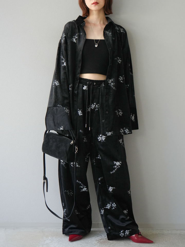[予約]ベロアフラワーエンブロイダリーシャツ/ブラック