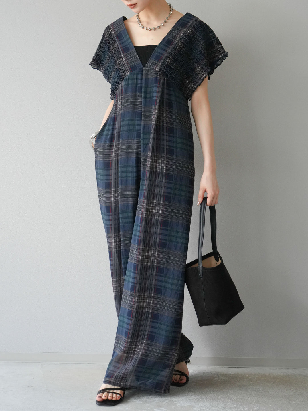 【預購】透視格紋褶皺工裝褲/海軍藍