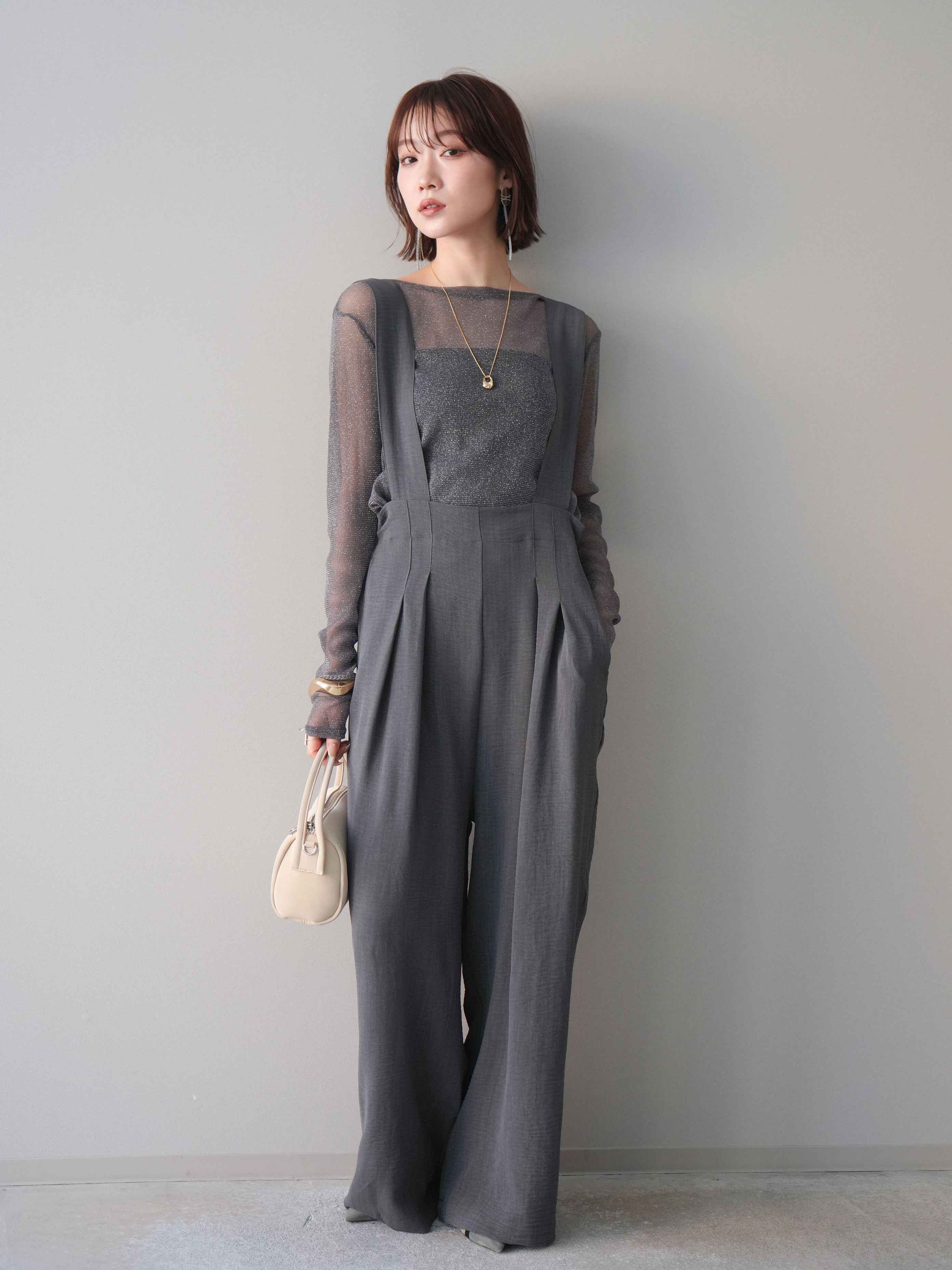 予約]シボ加工ハイウエストタックサロペット/charcoal – Lumier