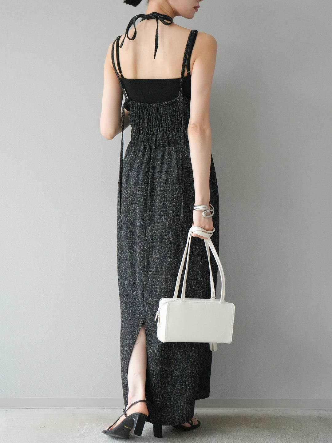 [預購] 夏季粗花呢多層吊帶洋裝/黑色