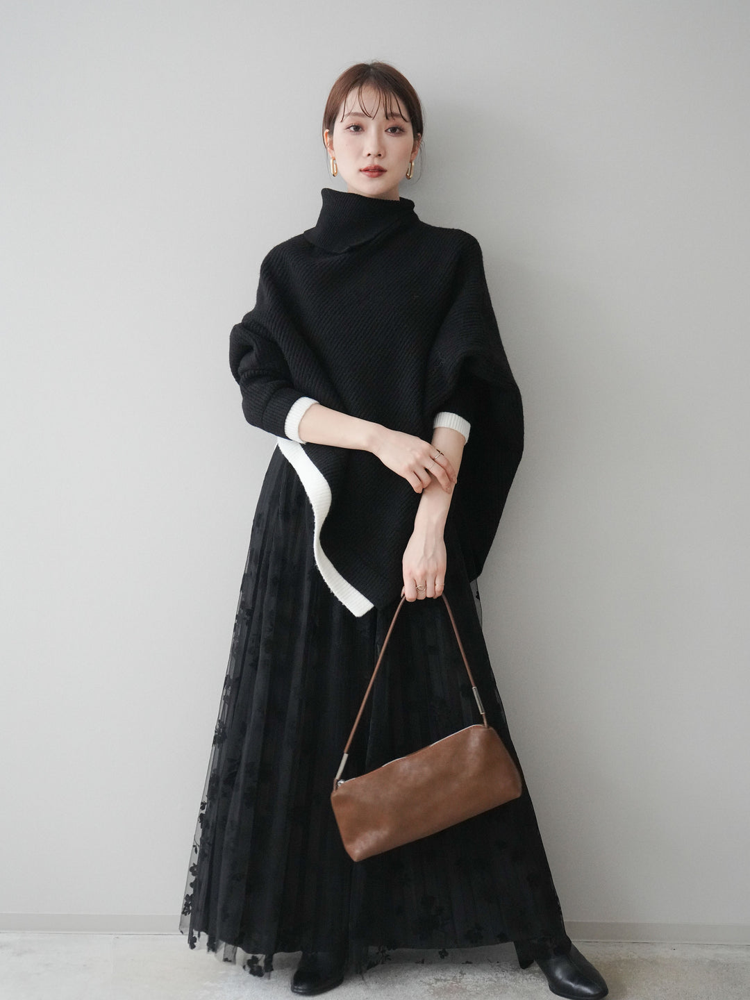 [予約]配色アシンメトリードルマンニットプルオーバー/black