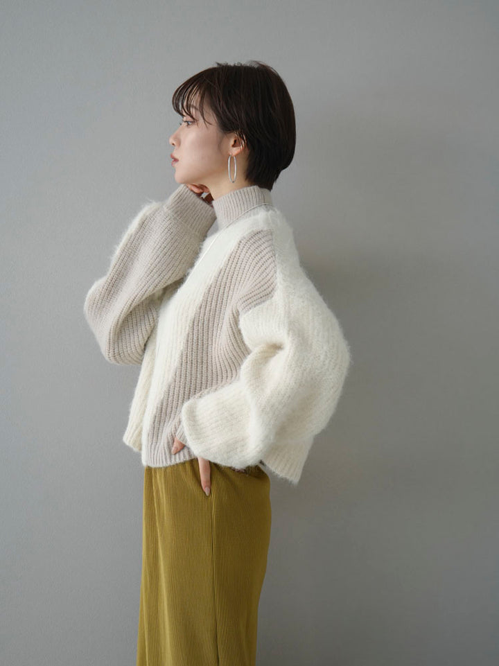 [Pre-order] Bicolor high-neck short knit pullover made from different materials/ivory