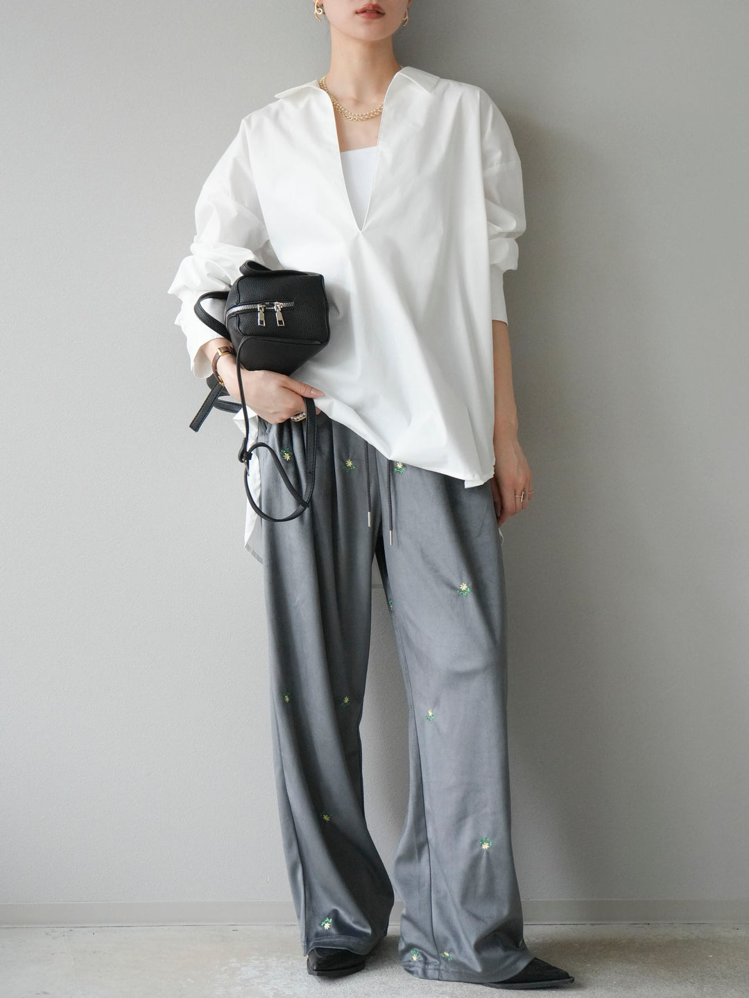 [予約]フラワー刺繍イージーパンツ/グレー