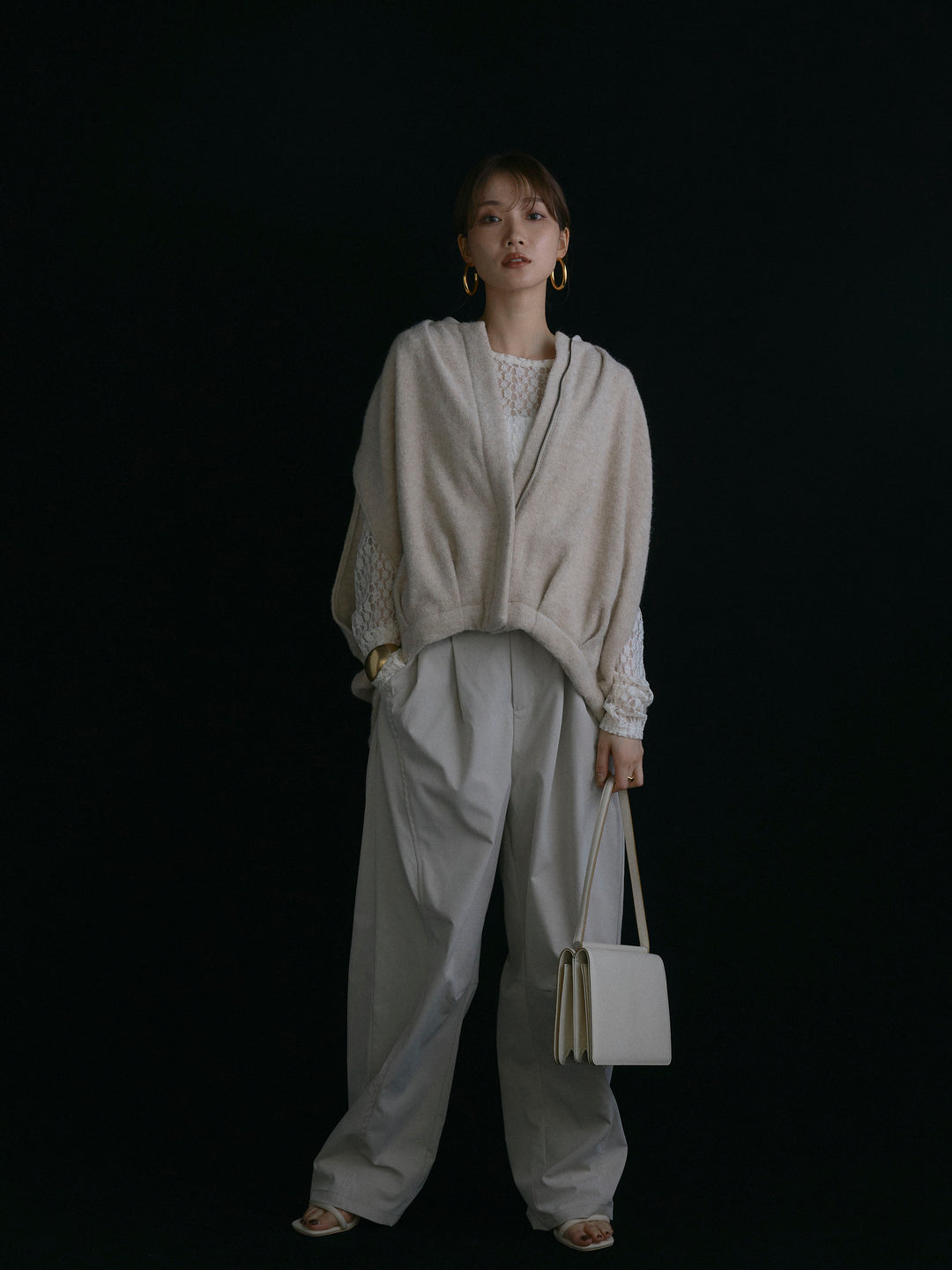 【Allure】[SET]ウール混コクーンブルゾン+タフタワイドカーブパンツ+バックラウンドレーストップス(3set)