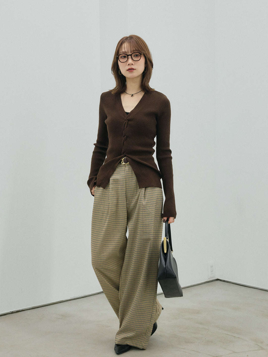 [予約]フロントツイストリブニットトップス/brown