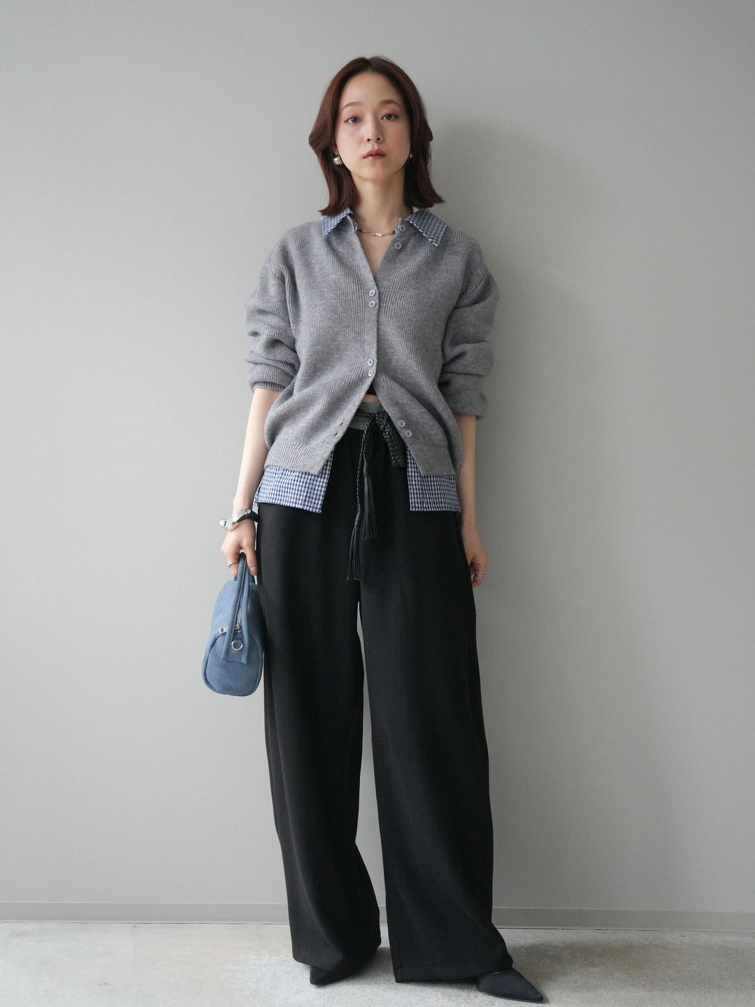 [SET]チェックシャツ襟ニットカーディガン+編み込みベルト付きウエスト配色スエットパンツ(2set)