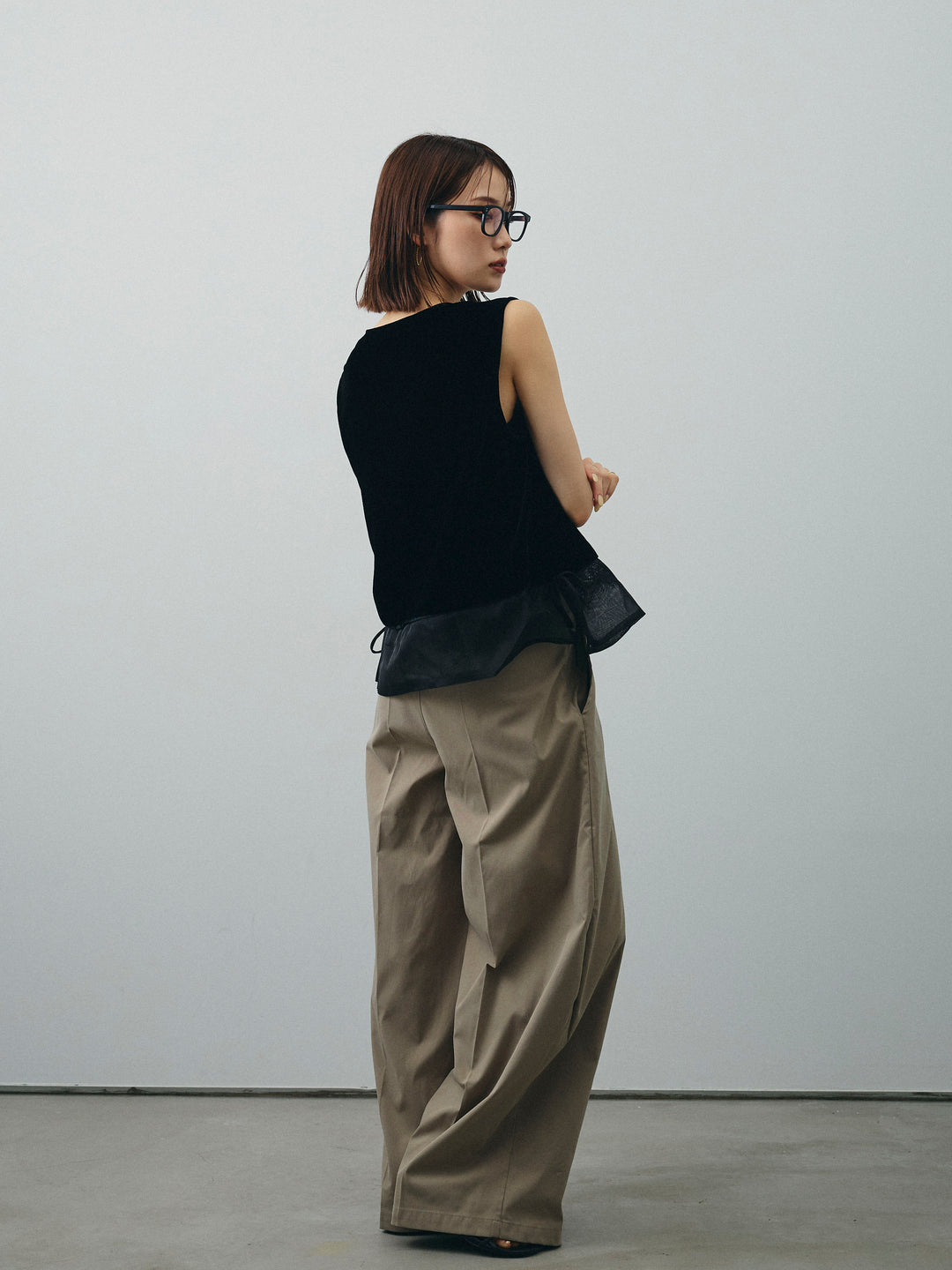 [予約]コクーンワイドチノパンツ/グレージュ