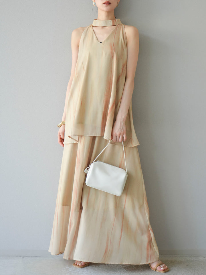 [SET] 細膩花紋V領襯衫＆喇叭裙（2套）