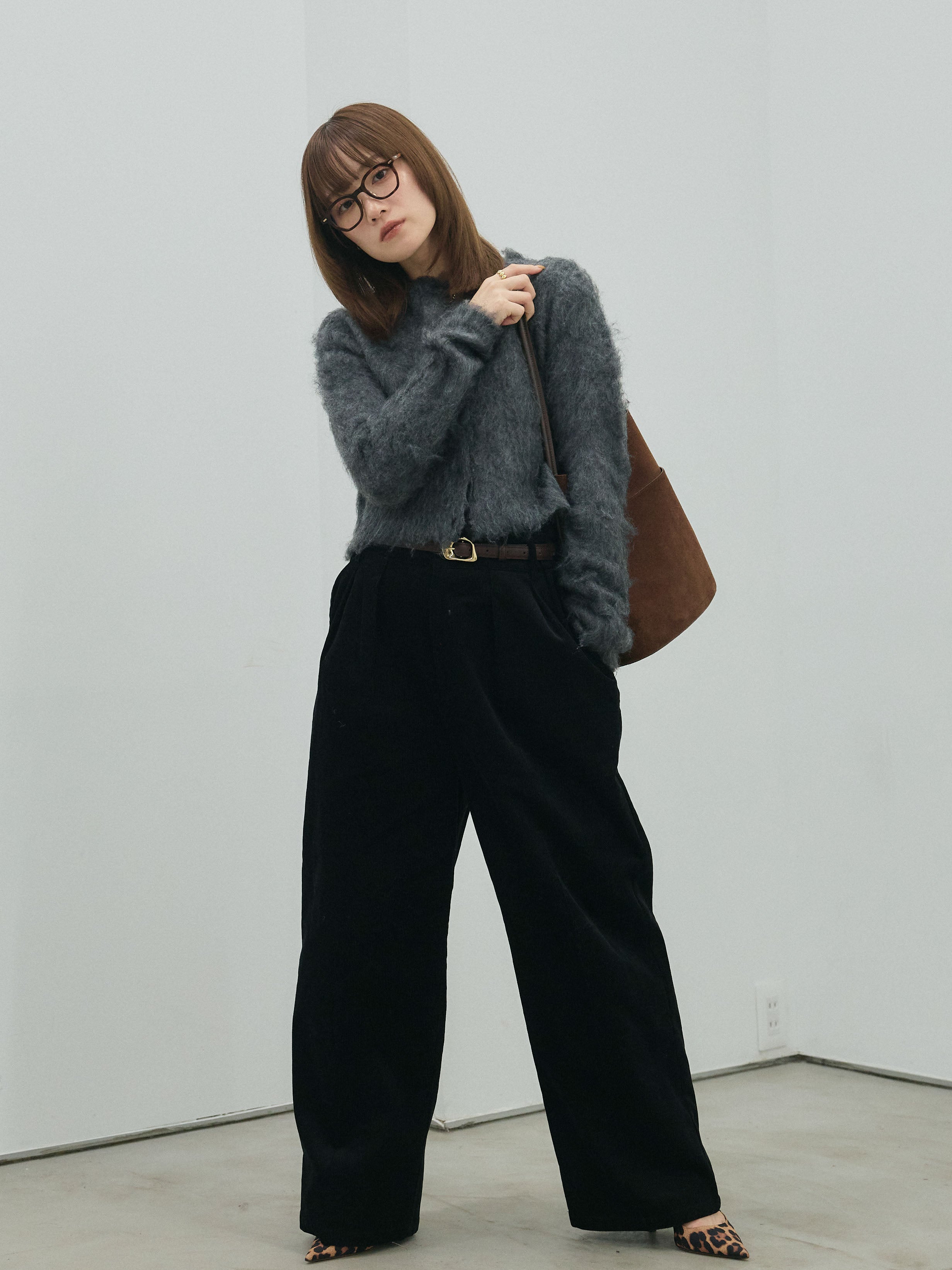 予約]モヘアタッチクロップドニットプルオーバー/charcoal – Lumier