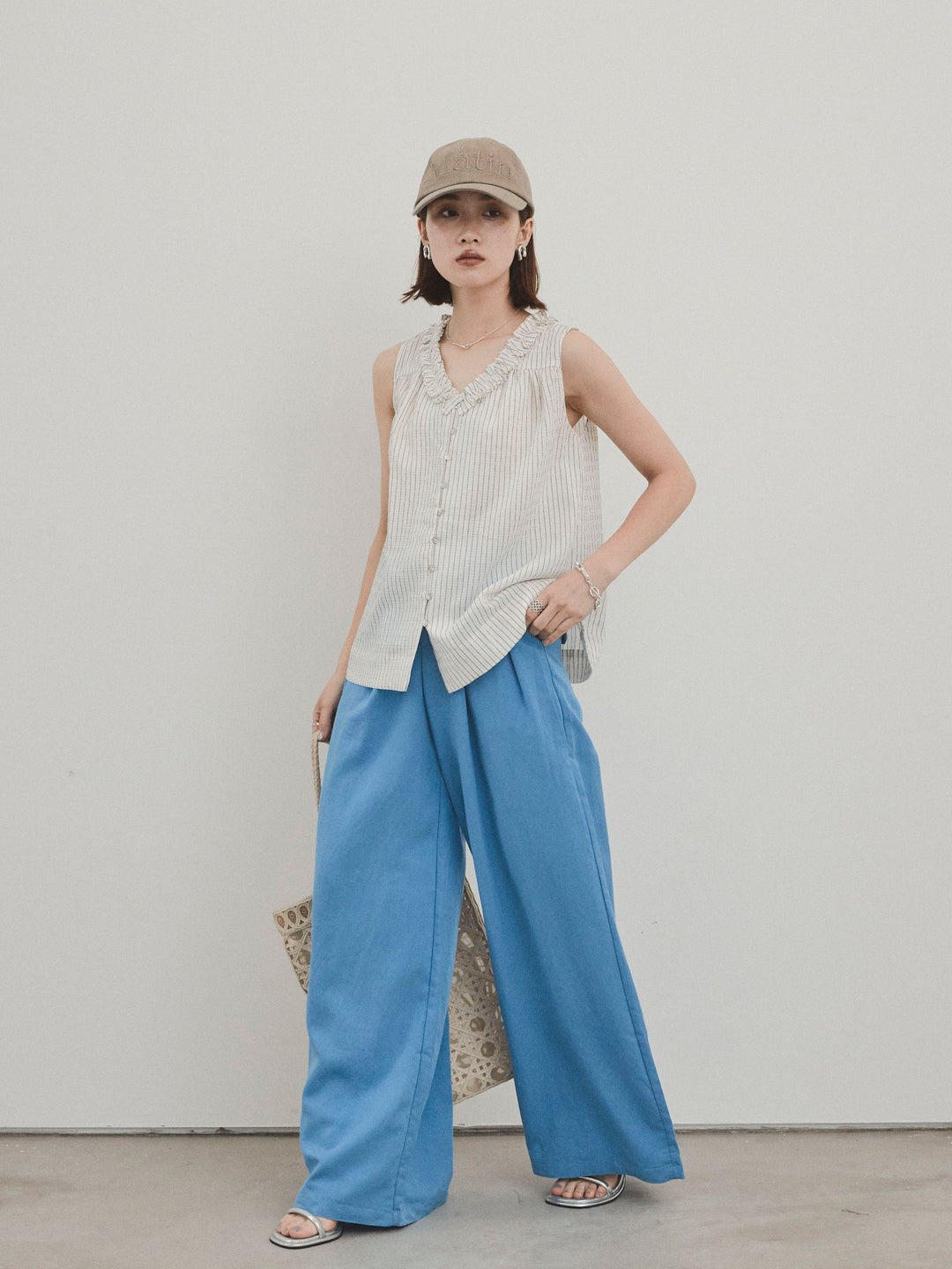 [SET] 條紋荷葉邊襯衫 + 亞麻觸感褶皺寬褲 (2 件套)