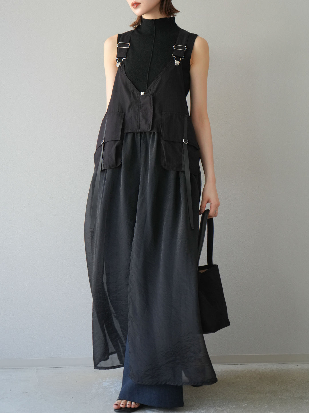 [SET] 戰術背心歐根紗洋裝 + 麻質寬鬆寬褲 (2 件套)
