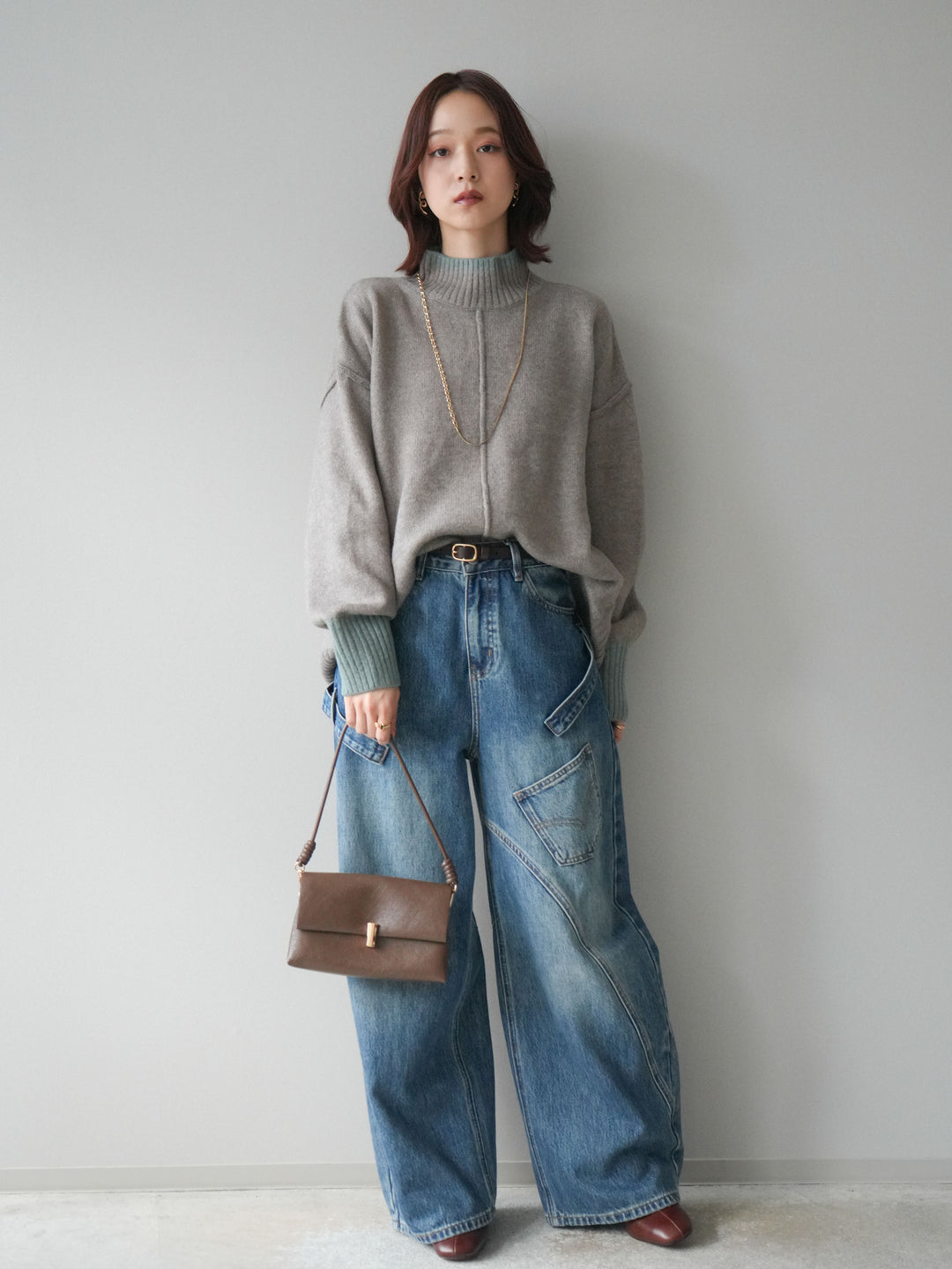 [SET]配色ハイネックニットプルオーバー+ペインターカーブデニムパンツ(2set)