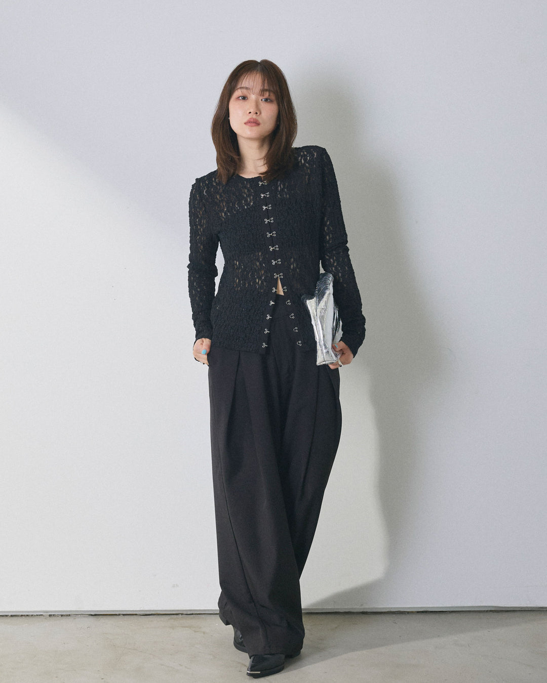 【Allure】[SET]ストレッチレースフロントホックトップス+アシンメトリーウエストタックパンツ(2set)