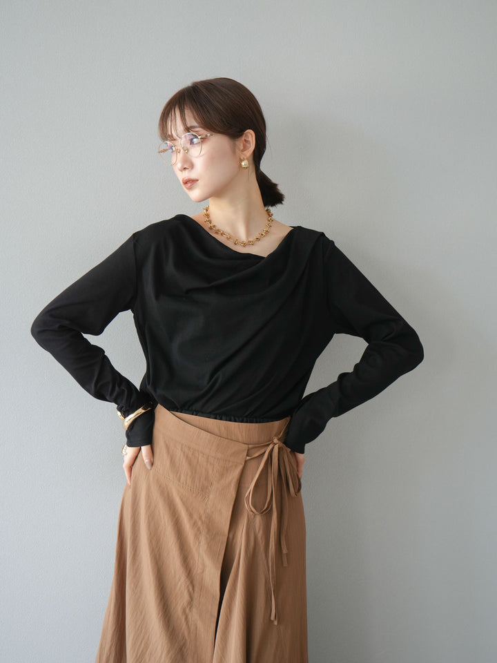 [予約]ドレープデザインカットソー/ブラック