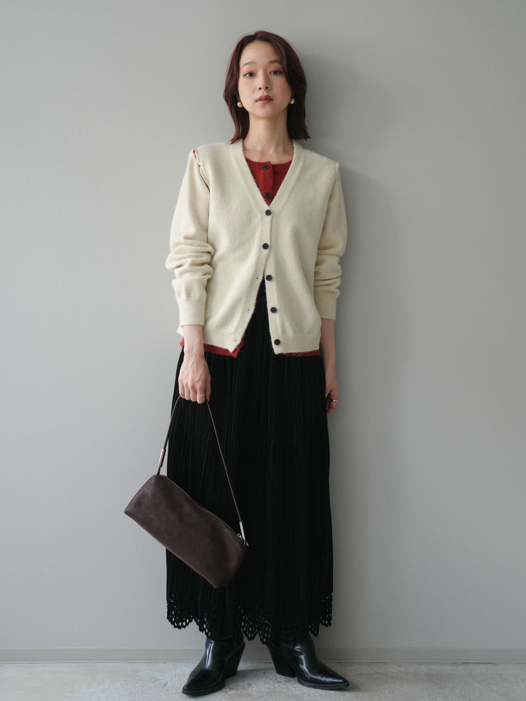 [予約]パンチングデザインスエードプリーツスカート/black