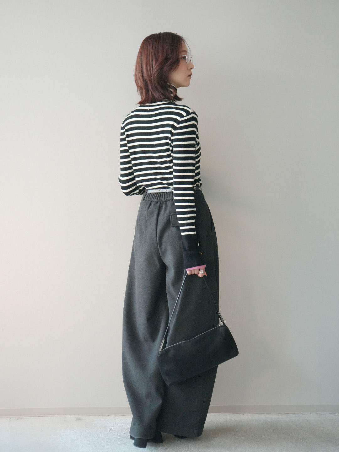 [SET]袖配色ハイネックボーダーリブニットトップス+ベルト付き裏起毛ワイドパンツ(2set)