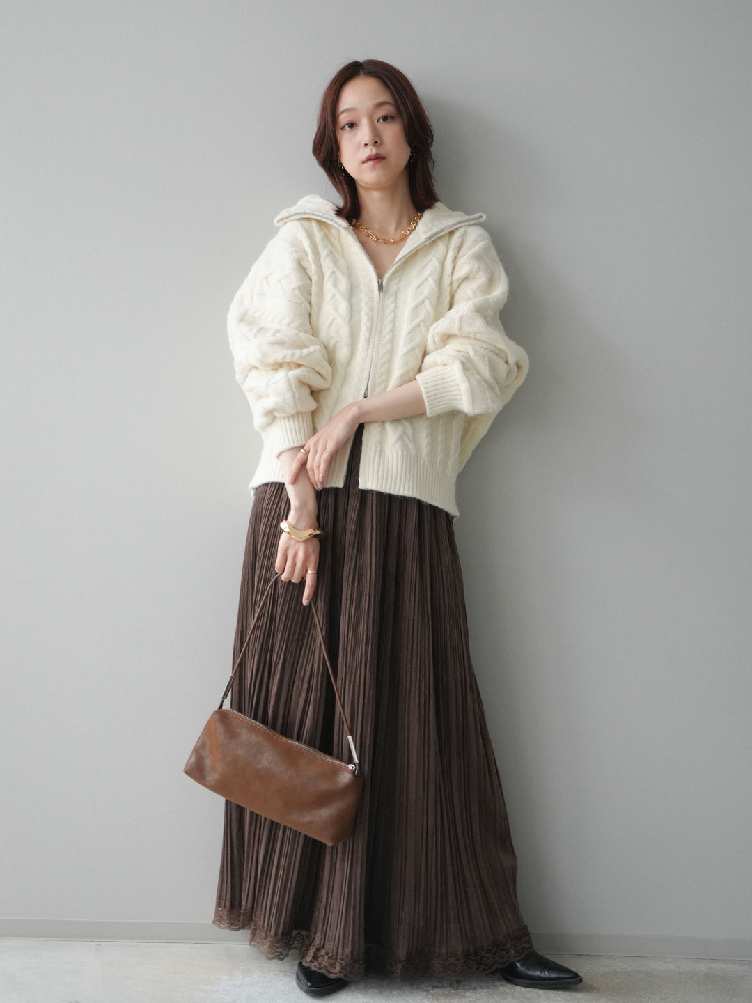 [SET]ケーブル編みハイネックZIPニットカーディガン+裾レーススウェードプリーツマキシスカート(2set)