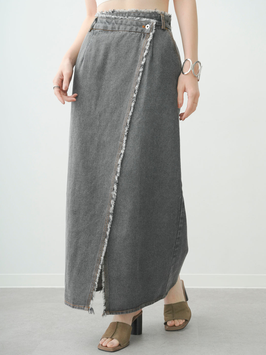 [予約]フリンジラップデニムスカート/black