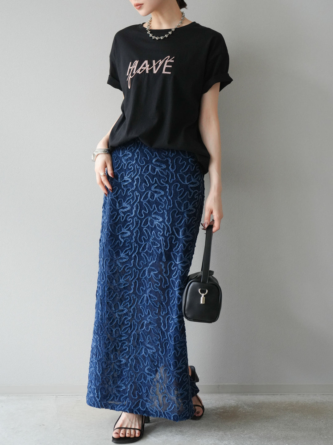 [予約]パイピングフラワーシアーベロアスカート/ネイビー