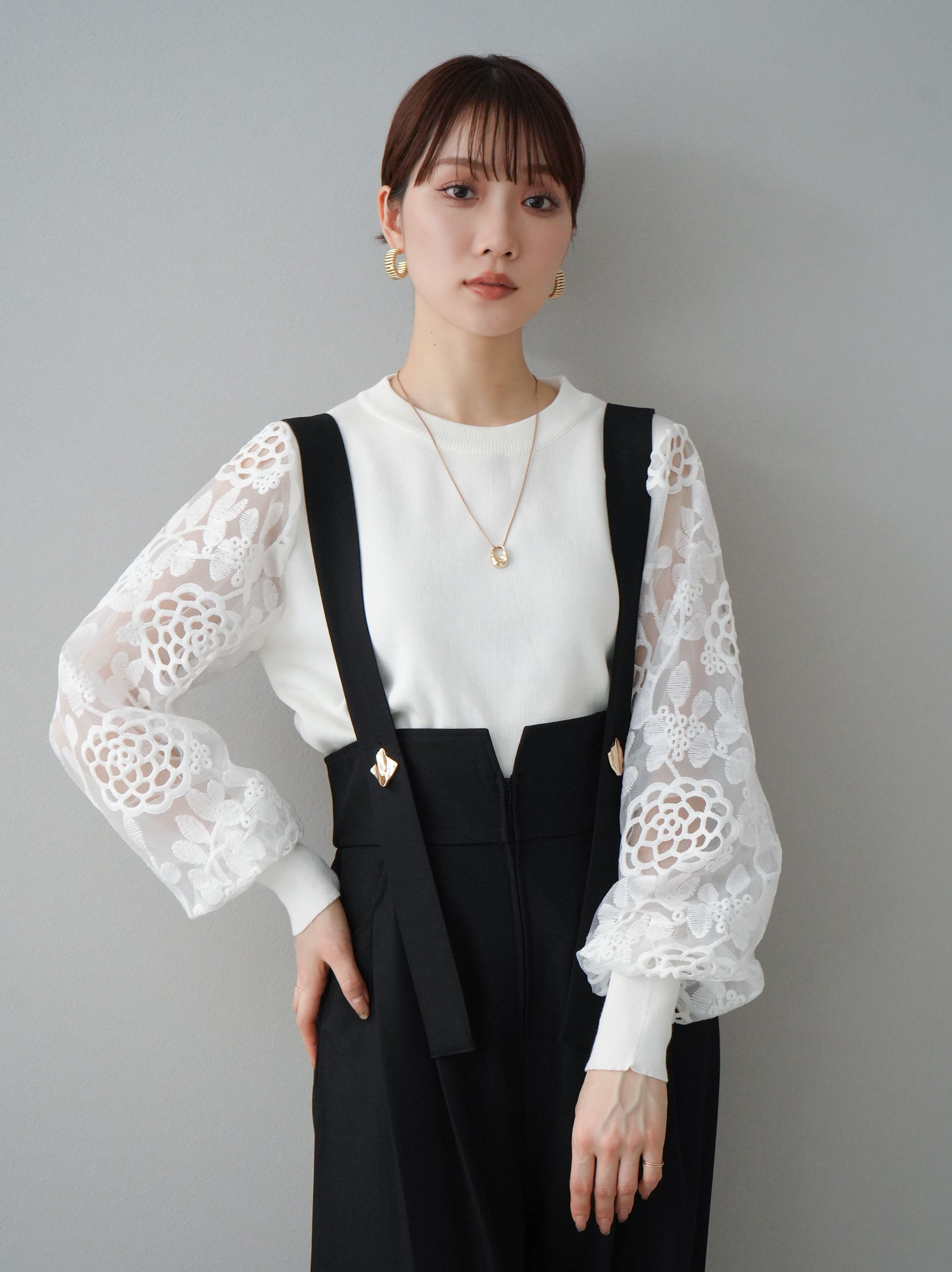 予約]レーススリーブニットプルオーバー/アイボリー – Lumier