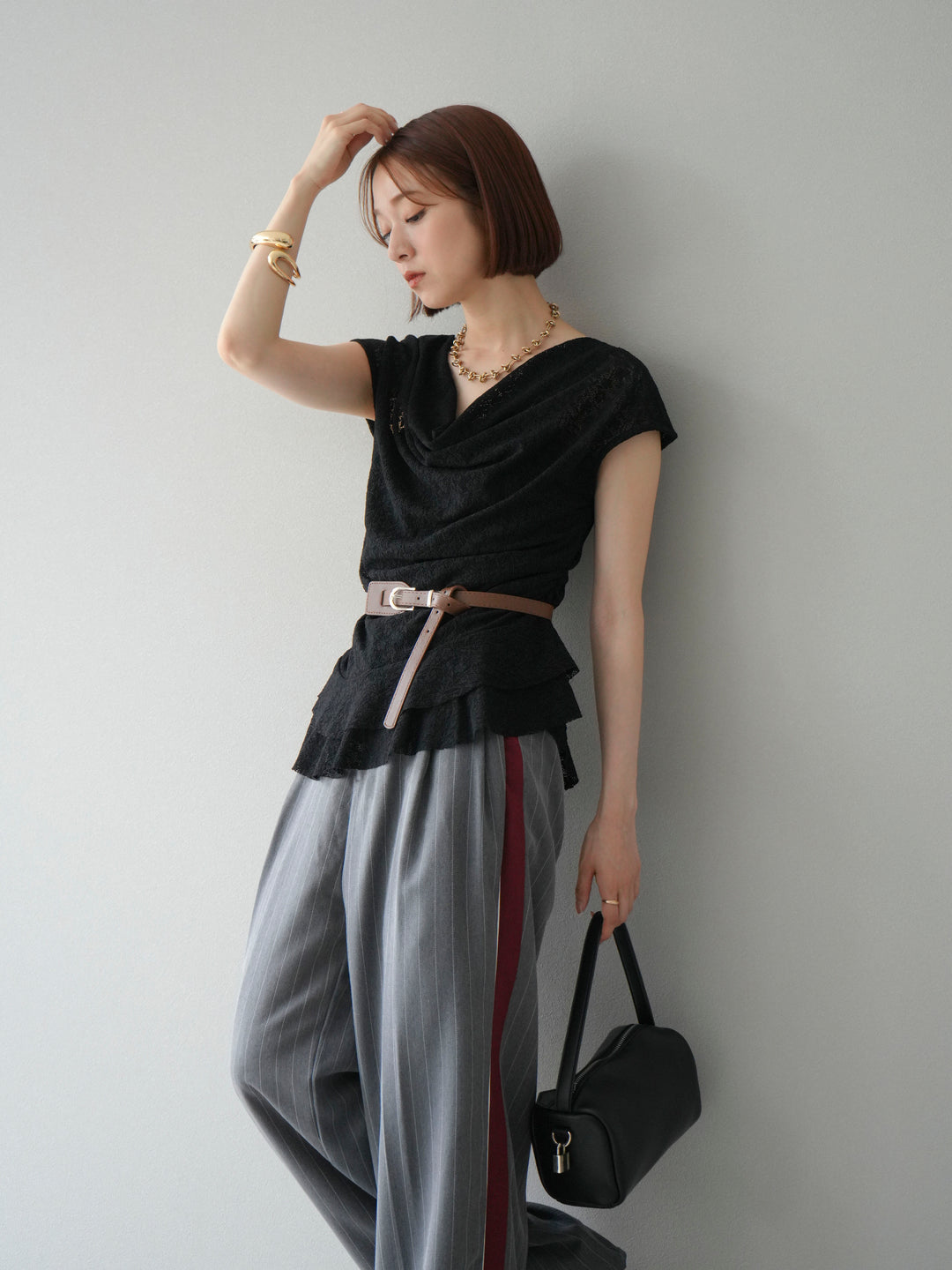 [予約]ベルト付ドレープデザインレーストップス/ブラック