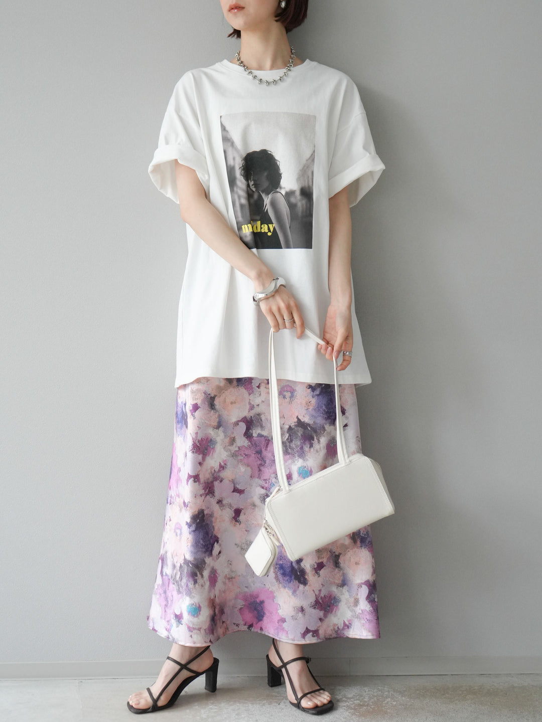 [予約]ニュアンスフラワーサテンスカート/パープル