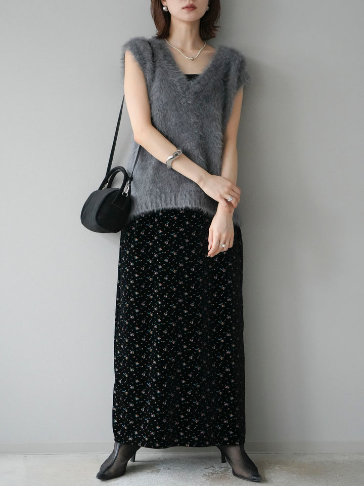 [予約]ベロアフラワープリントIラインスカート/ブラックxイエロー