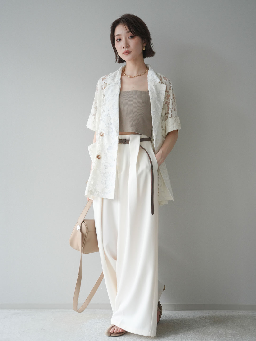 【套裝】花朵蕾絲短袖外套+垂褶收腰帶環長褲（兩件套）