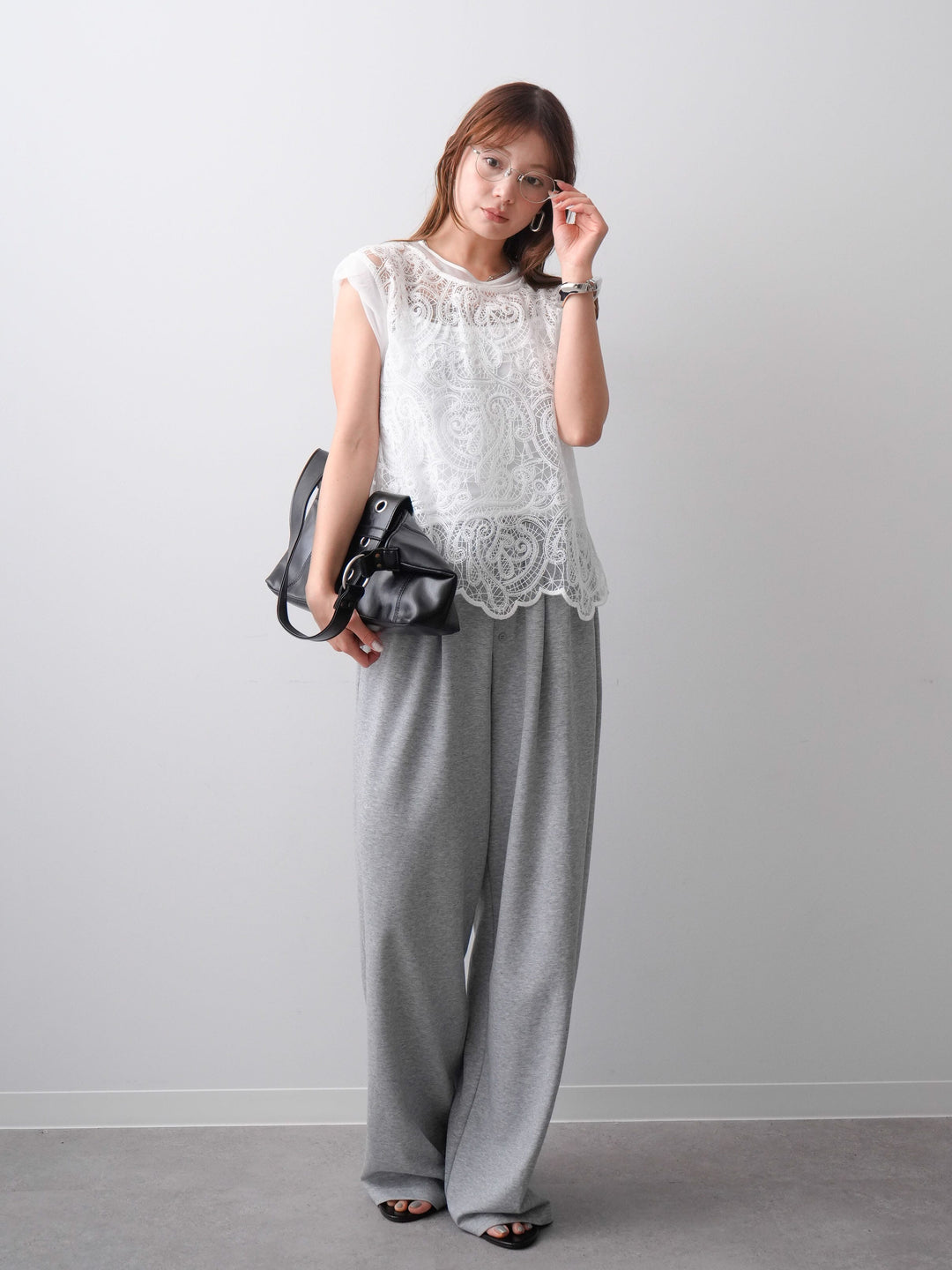 [SET]スカラップヘムレーストップス+リラックスドレープスウェットパンツ(2set)