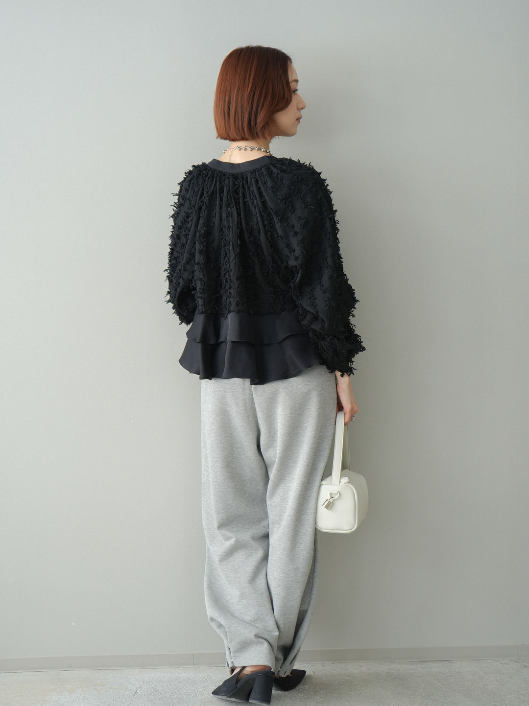 [SET]ジャガードぺプラムフリルブラウス+2WAYデザインスウェットパンツ(2set)