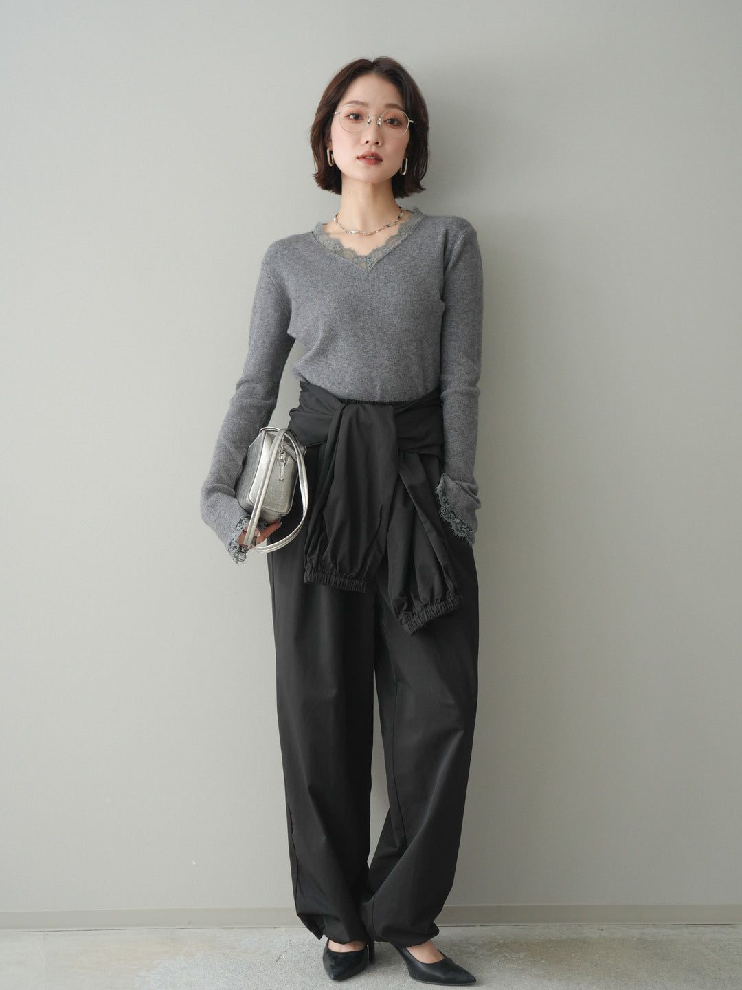 [予約]レースドッキングVネックニットトップス/gray